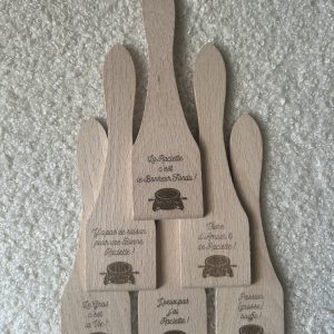 Spatules à raclette en bois personnalisés