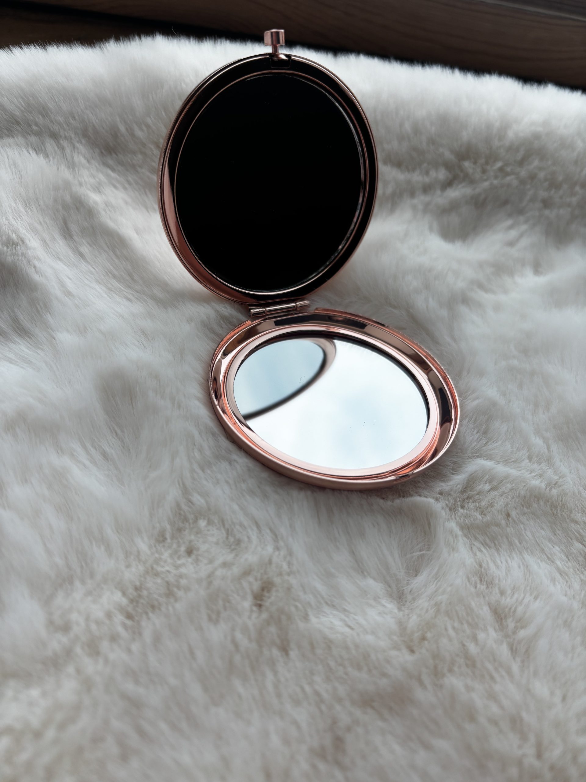 Miroir de poche rose