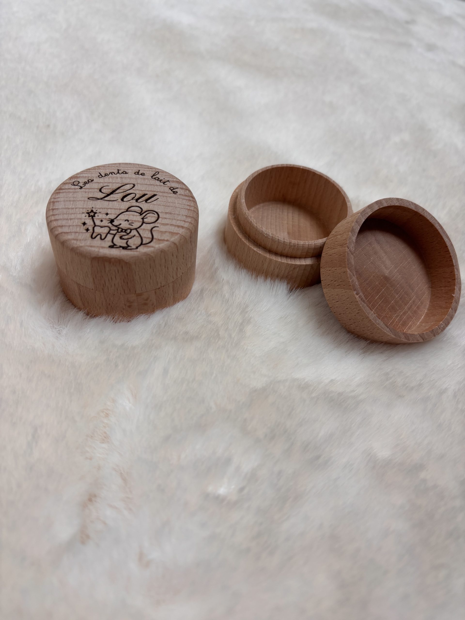 Boîte à dents en bois