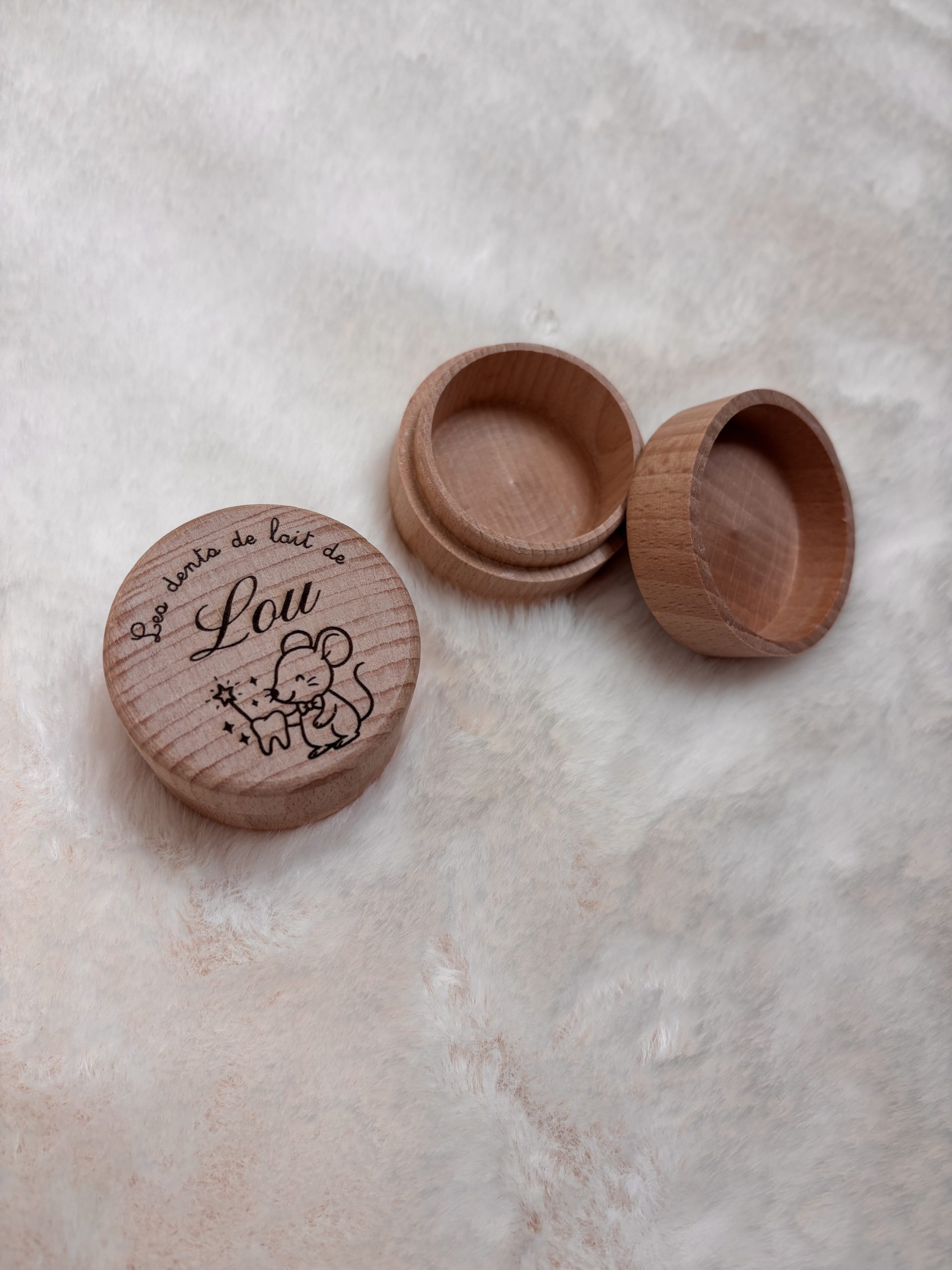 Boîte à dents en bois